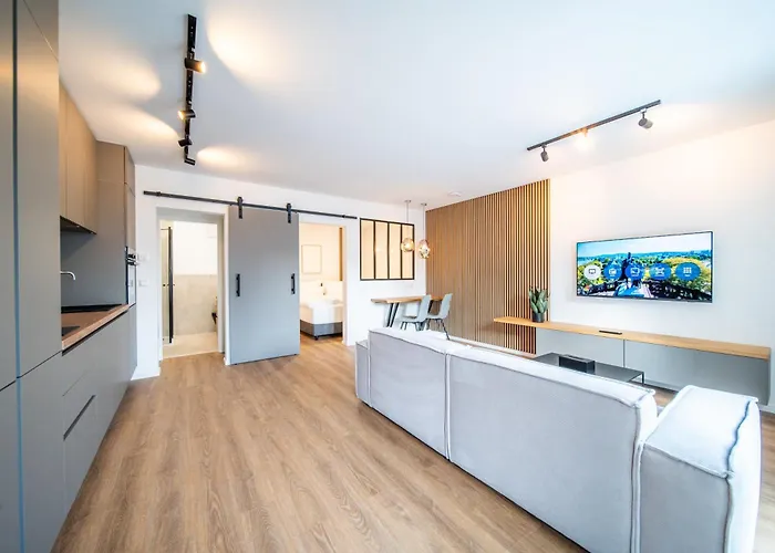 Coblenz Suites